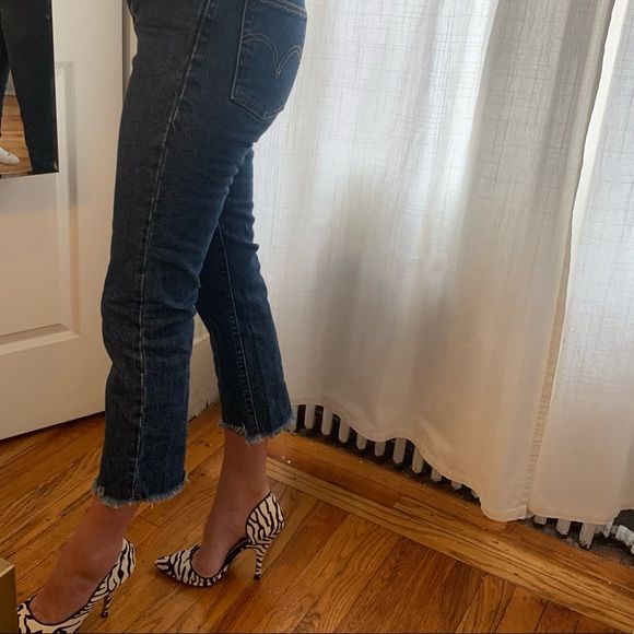 Levi’s * Wedgie Straight * Leg Medium Wash Ankle Crop Denim Jeans Sz 26 - Picture 10 of 16